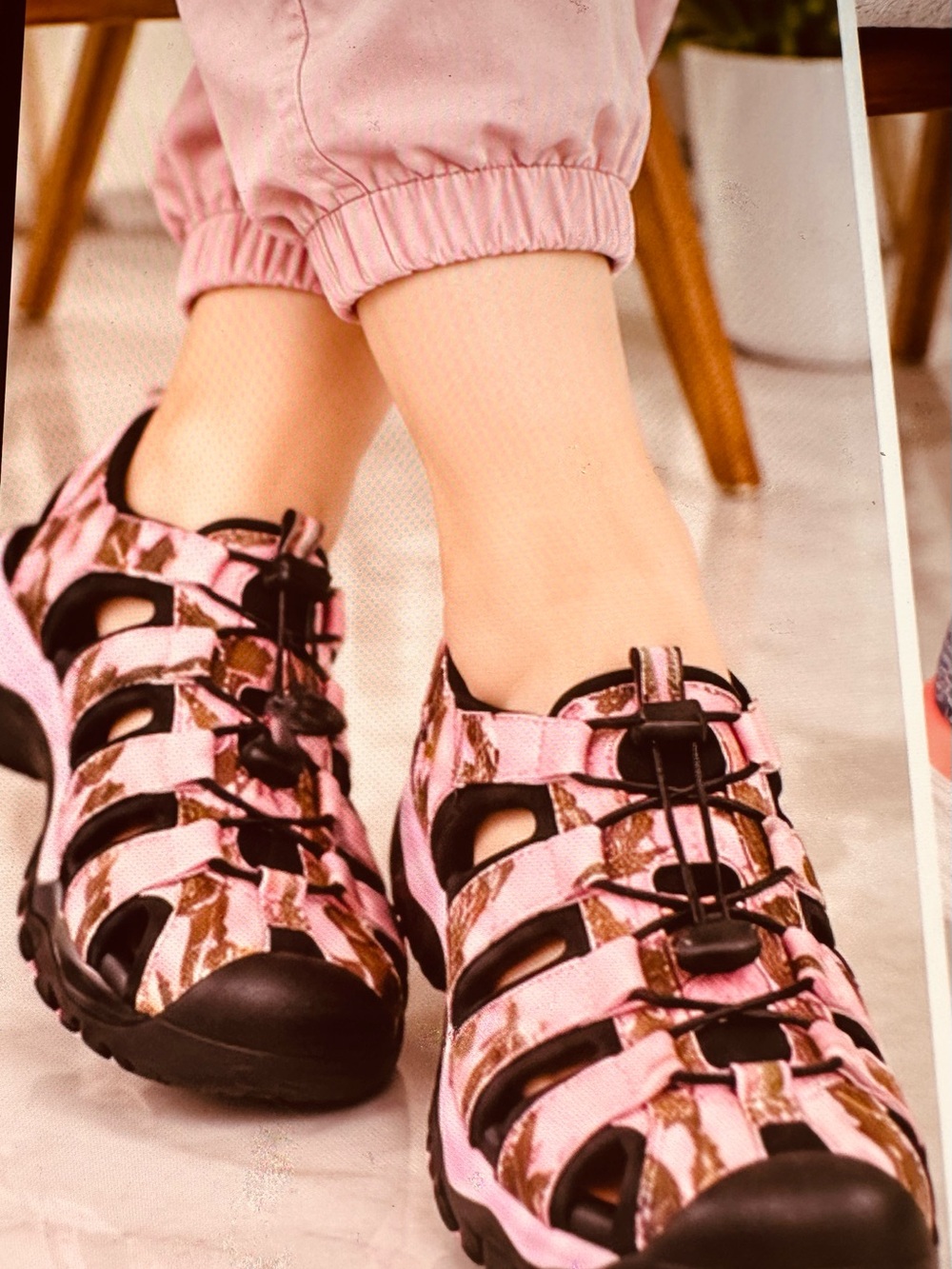 Women’s Pink Patterned Outdoor Sandals with Secure Bungee Closure